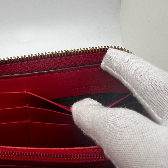 GUC Gucci GG Supreme Limited Edition Heart/Snake Long Zip Wallet - Picture 3 of 9